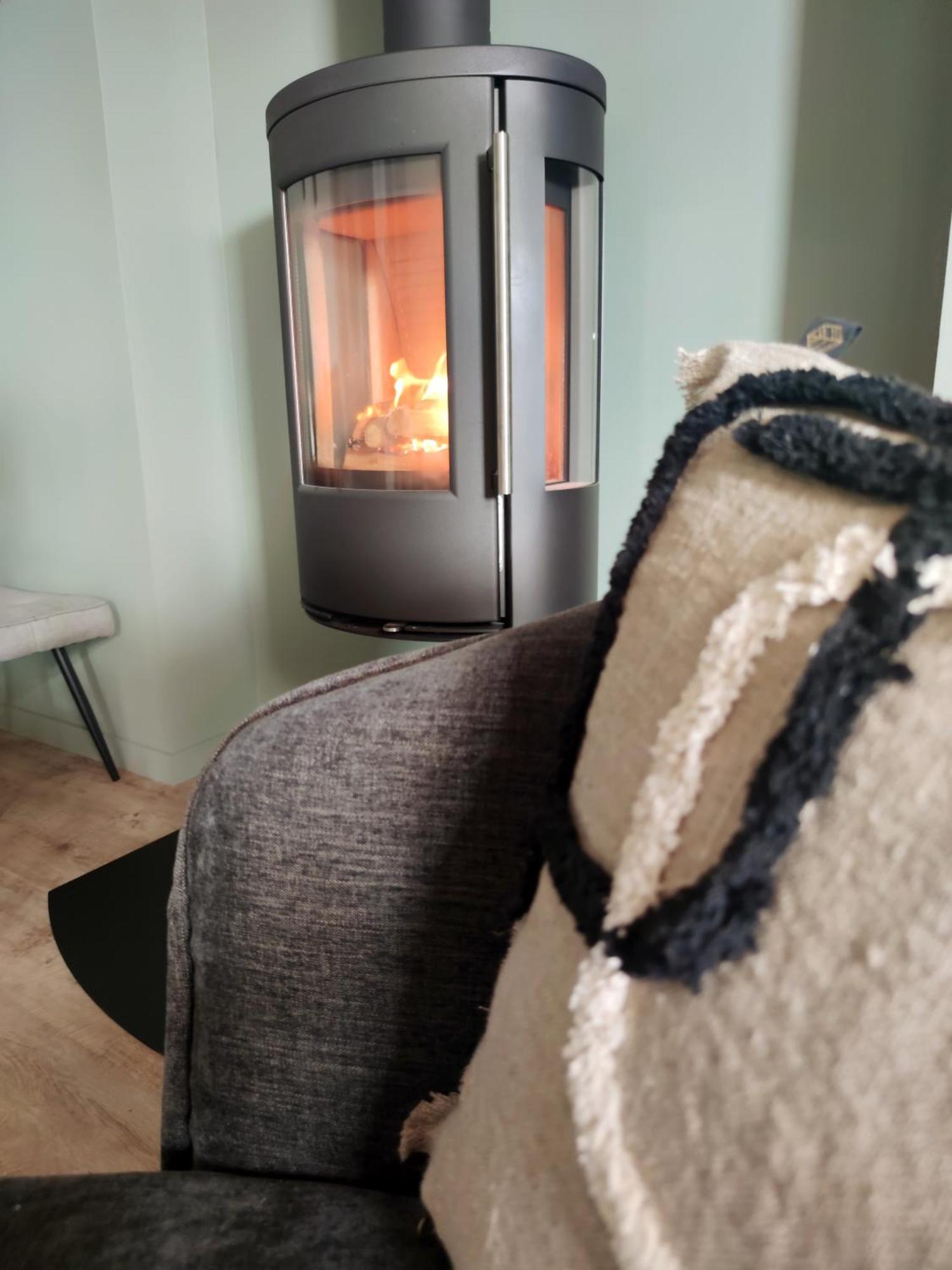 La Douce Halte - Gites Avec Spa Ou Sauna Saint-Ouen-Des-Toits 외부 사진